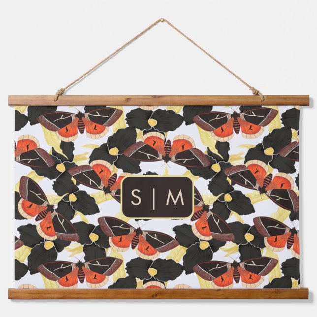 Moth Butterfly Muster hängend Tapestry Wandteppich Mit Holzrahmen (Vorne)