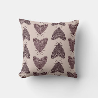 Moth Design Kissen