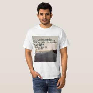 Motivation und Gewohnheit durch Jim Rohn T-Shirt