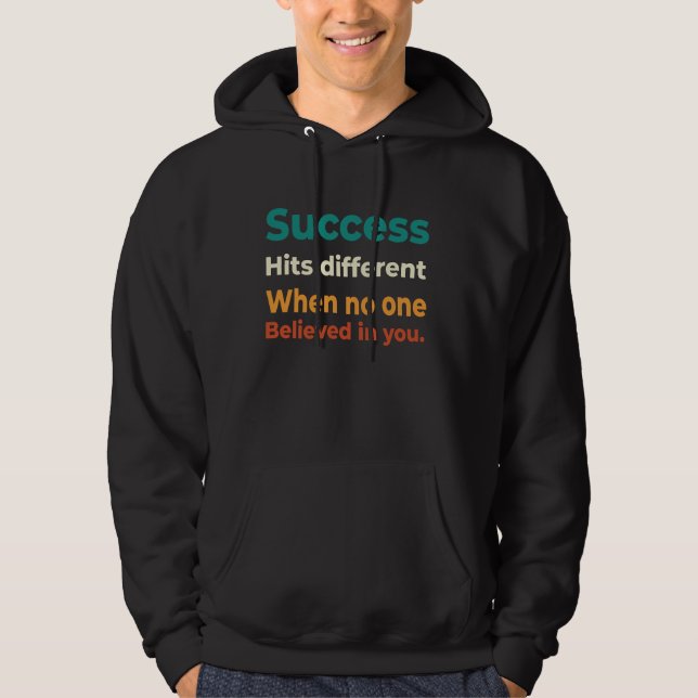 motivierend Angebot für Retro Success Hoodie (Vorderseite)