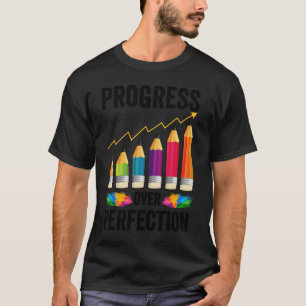 Motivierend Fortschritt über Perfektion zurück zum T-Shirt