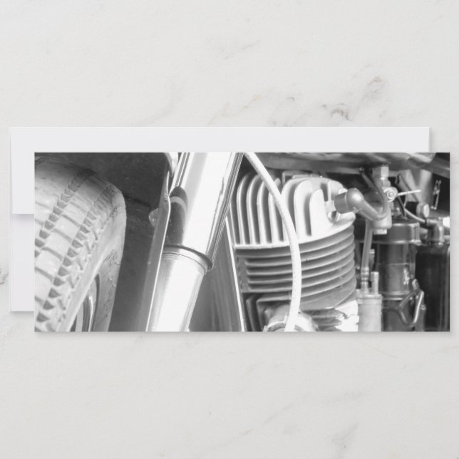 Motor des Motorrads schließen (Vorderseite)