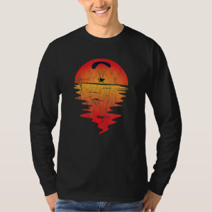 Motorglätter vor der Sunset-Idee T-Shirt