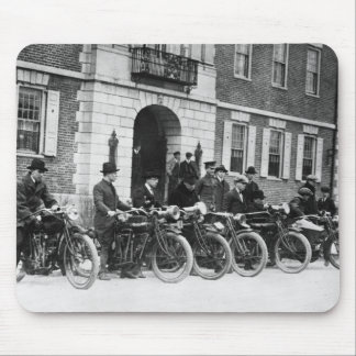 Motorrad-Gruppe, frühe 1900s Mousepad