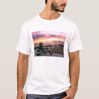 Motorrad-Liebhaber am Sonnenuntergang T-Shirt