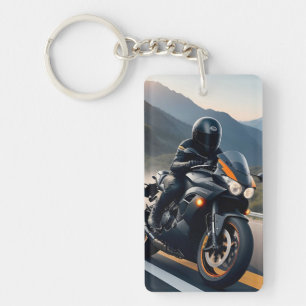 Motorradfahrer auf Hochleistungsmotorrad Schlüsselanhänger