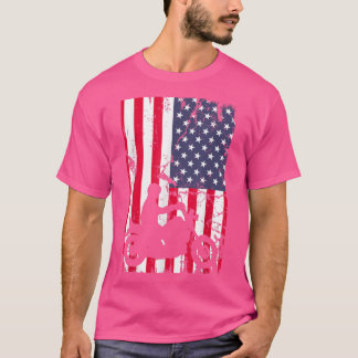 Motorradfahrer mit amerikanischer Flagge158 T-Shirt