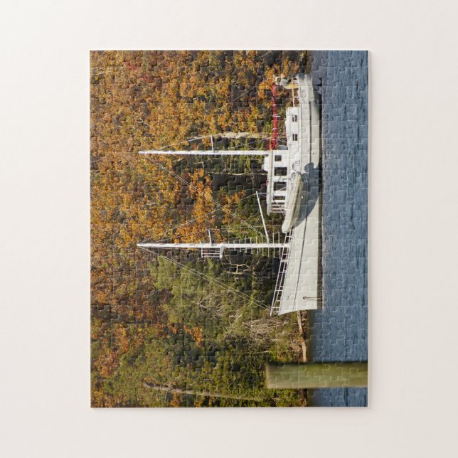 Motorsegler auf Anker  Puzzle (Vertikal)