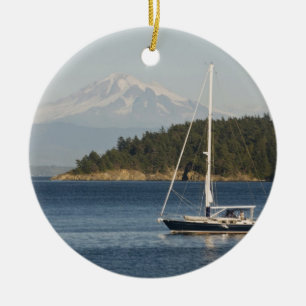 Mount Baker dominiert die Landschaft Keramik Ornament