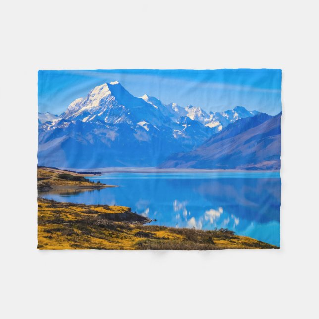 Mount Cook mit Blick auf den Pukaki-See, NZ Fleecedecke (Vorderseite (Horizontal))