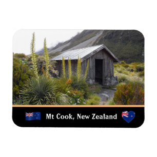 Mount Cook path & shelter hut /travel New Zealand Magnet