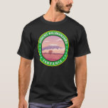 Mount Kilimanjaro Tansania Africa Circle Abzeichen T-Shirt<br><div class="desc">Mount Kilimanjaro Vektorgrafik Design. Es ist der höchste Berg Afrikas und der höchste freistehende Berg der Welt.</div>