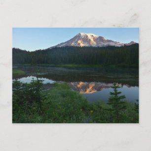 Mount Rainier reflektiert Sonnenaufgang II Postkarte