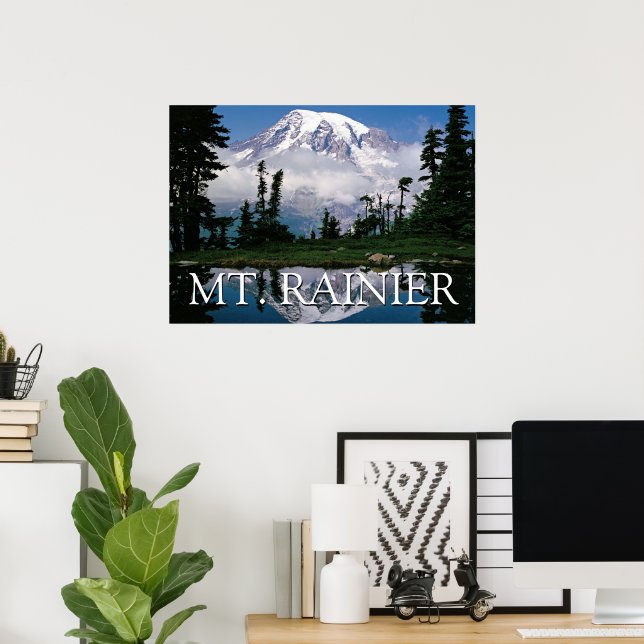 Mount Rainier | Reflektion in einem Bergteich Poster (Heimbüro)