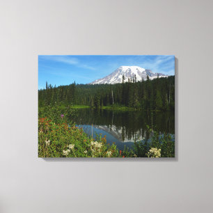 Mount Rainier Seereflektion mit Wildblumen Leinwanddruck