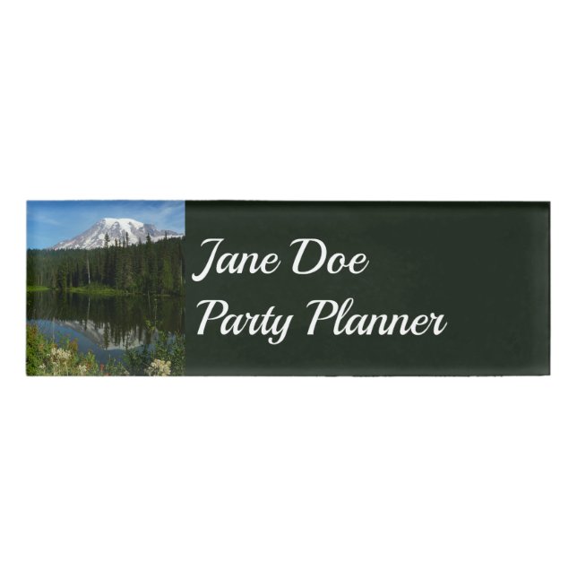 Mount Rainier Seereflektion mit Wildblumen Namenschild (Vorderseite)