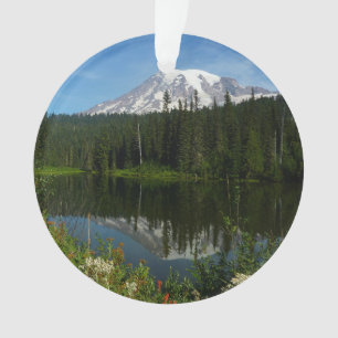 Mount Rainier Seereflektion mit Wildblumen Ornament