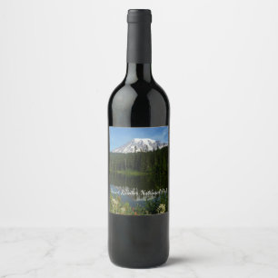 Mount Rainier Seereflektion mit Wildblumen Weinetikett
