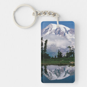 Mount Rainier spiegelt sich in einem Bergsee Schlüsselanhänger