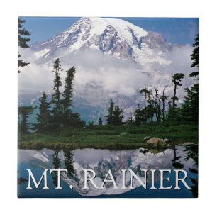 Mount Rainier Spiegelung in einem Bergteich Fliese