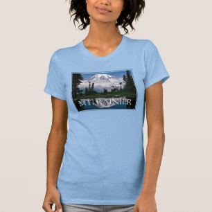 Mount Rainier Spiegelung in einem Bergteich T-Shirt