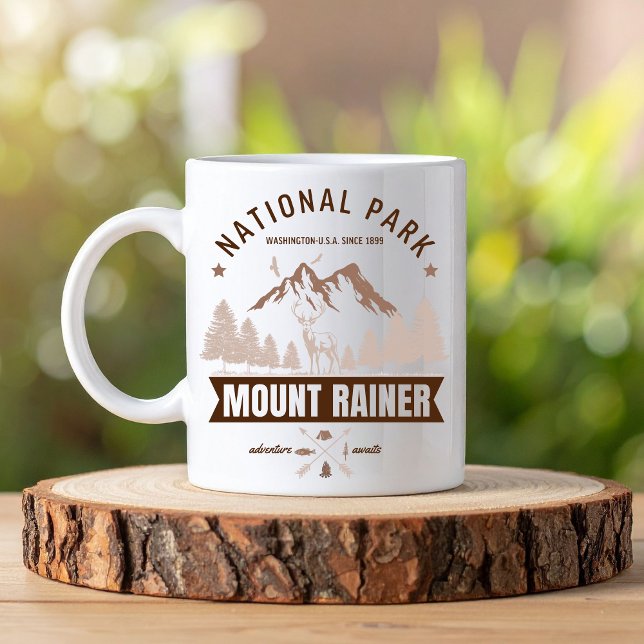 Mount Rainier Wilderness Deer Graphic  Kaffeetasse (Von Creator hochgeladen)