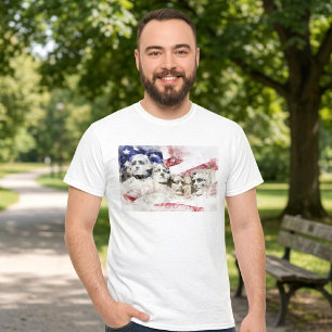 Mount Rushmore Aquarell mit amerikanischer Flagge T-Shirt
