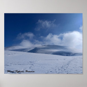 Mount Teghenis Schneegipfel Custom Poster