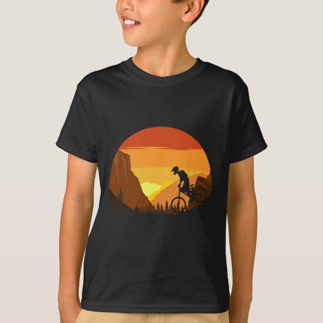Mountain Biking Retro Sunset Trail Rider  T-Shirt (Vorderseite)