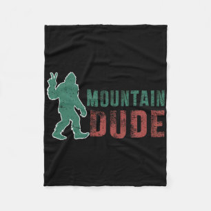Mountain Dude Lustig Bigfoot Sasquatch Rock On Hik Fleecedecke