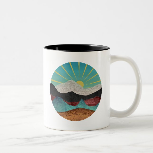 Mountain Fantasy Sunrise Zweifarbige Tasse (Rechts)