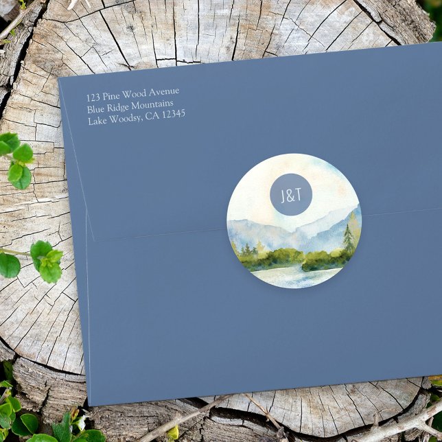 Mountain Lake Wedding Simple Monogram Watercolor Runder Aufkleber (Von Creator hochgeladen)
