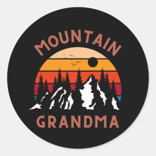 Mountain Oma Runder Aufkleber