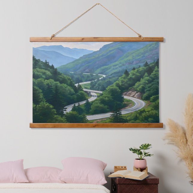 Mountain Pass Wandteppich Mit Holzrahmen (Schlafzimmer)