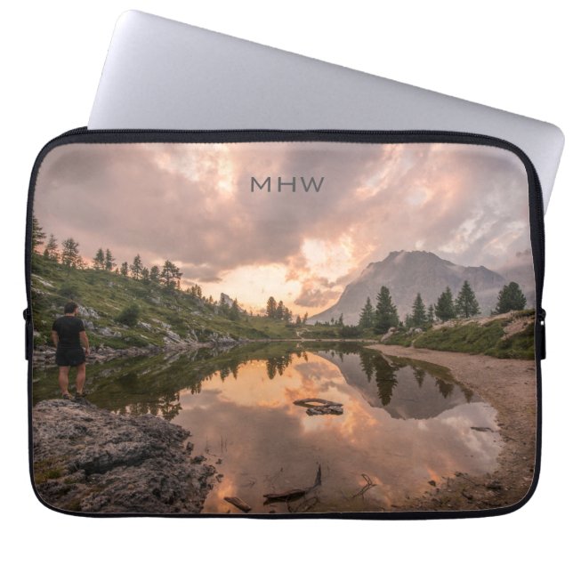 Mountain Pond individuelle Laptop-Ärmel Laptopschutzhülle (Vorderseite)