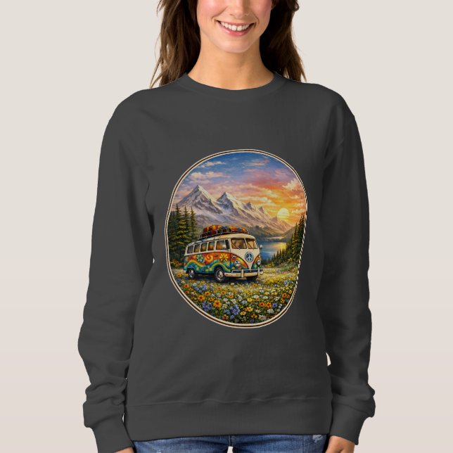 Mountain Sunset Wildflowers Retro Hippie Van Life Sweatshirt (Vorderseite)