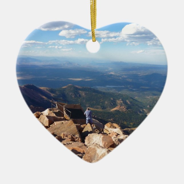 Mountain View an der Spitze der Spiess-Spitze Keramikornament (Vorne)