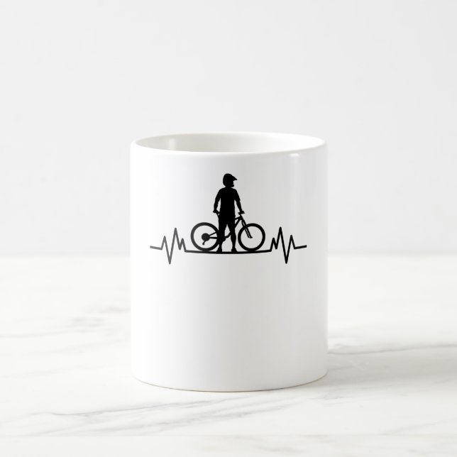 Mountainbike Herzschlag Mountainbike Fahrradverlei Kaffeetasse (Mittel)
