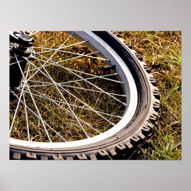 Mountainbike Tire Closeup Poster (Vorne)