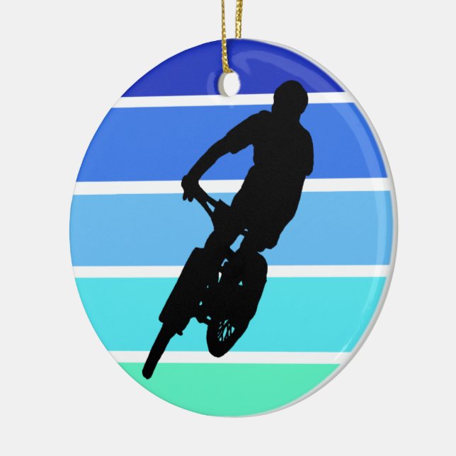 Mountainbiker auf Retro Blaue Streifen Keramik Ornament (Links)