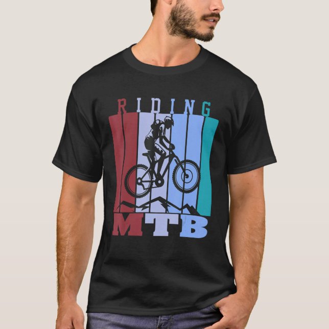 Mountainbiking - es wird nie einfacher T-Shirt (Vorderseite)