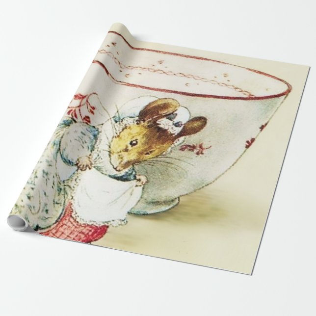 "Mouse Seamstress and Teacup" von Beatrix Potter Geschenkpapier (Ungerollt)