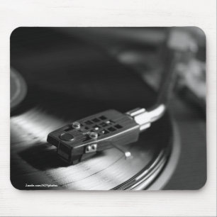 MousePad: Vinyl Record auf einer Turntable. Vintag Mousepad