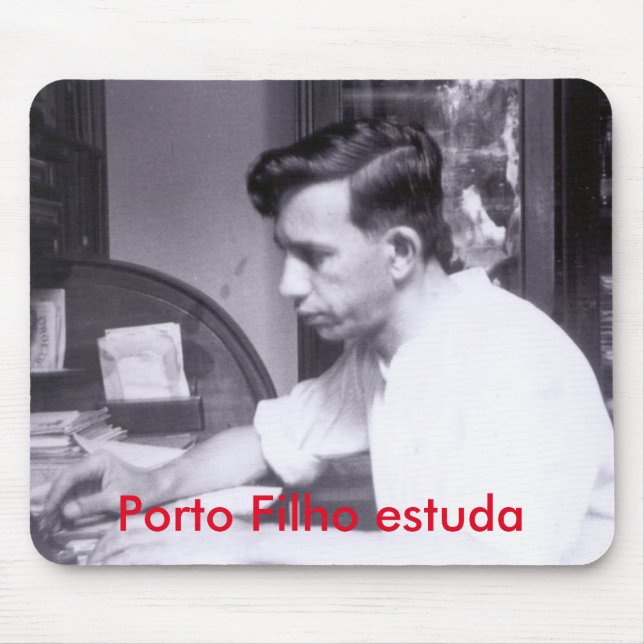 Mousepad zeigt jemanden estudando. (Vorne)