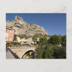 Moustiers-Sainte-Marie, Provence, Frankreich. Postkarte