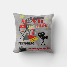 Movie Night Zuhause Theaterdesign mit Name Kissen