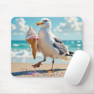 Möwe hält eine Eistüte Mousepad