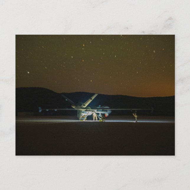 MQ-9-Sensenmann in der Nacht Postkarte (Vorderseite)