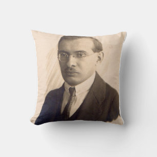 Mr. 1920s Scientist Kissen
