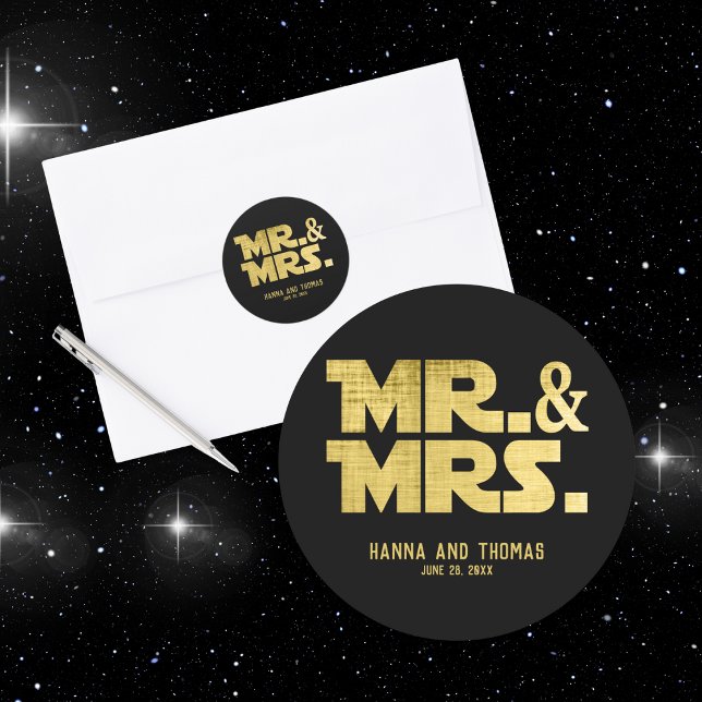 Mr. and Mrs Black Gold Sci Fi Theme Wedding Runder Aufkleber (sci fi themed wedding sticker)